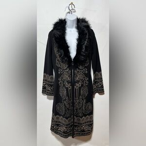 Chicos Long Sweater Faux Fur Collar Intricate Gold Embroidery Size 0 (Small) NWT